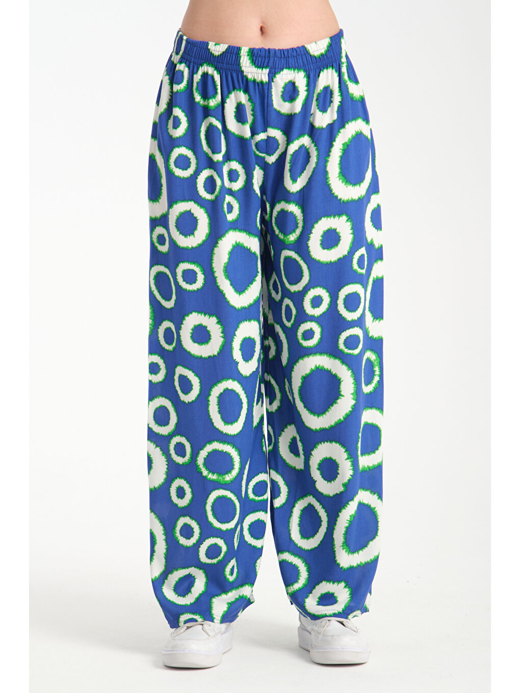 Mavi Kadın Yuvarlak Desenli Dökümlü Viskon Pantolon 1082