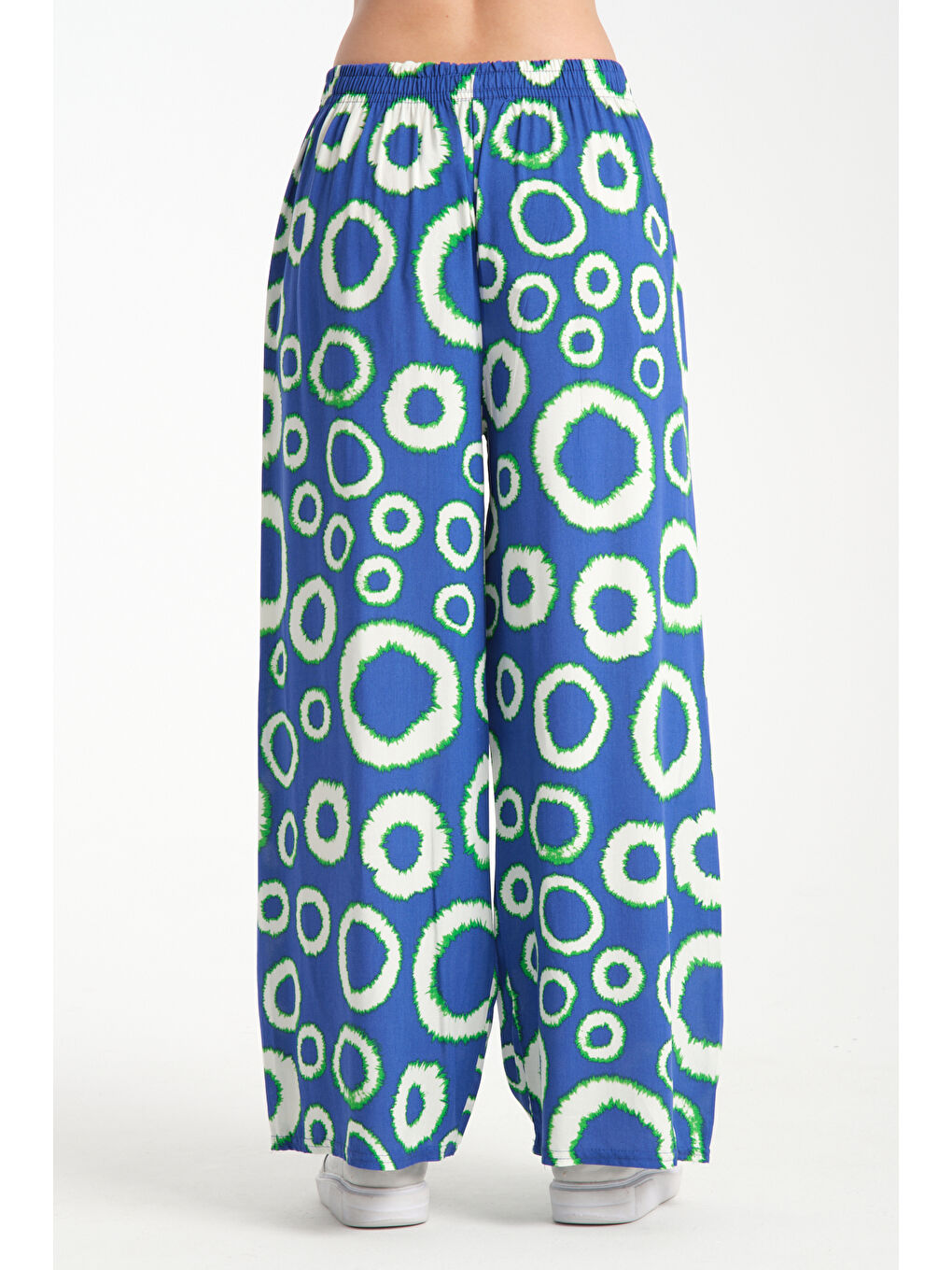 Mavi Kadın Yuvarlak Desenli Dökümlü Viskon Pantolon 1082-3