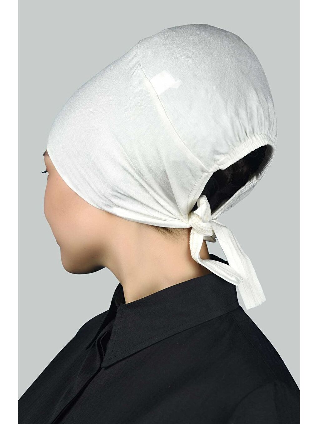 Ekru Kadın Pratik Dikişsiz Bağcıklı Kaymayan Tesettür Penye Bone-3