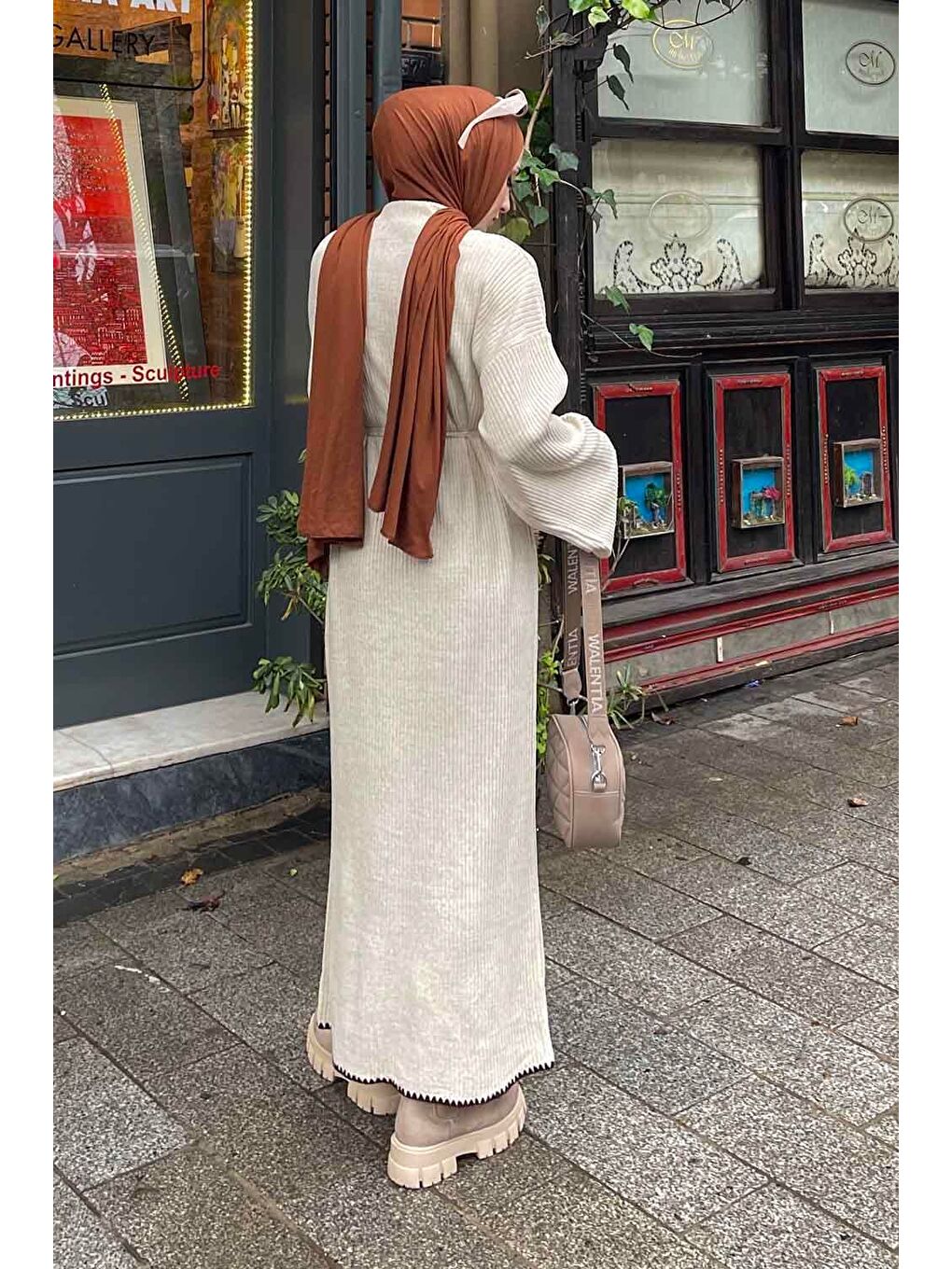 Ekru Kol-Etek Ucu Nakışlı Triko Elbise Krem-3