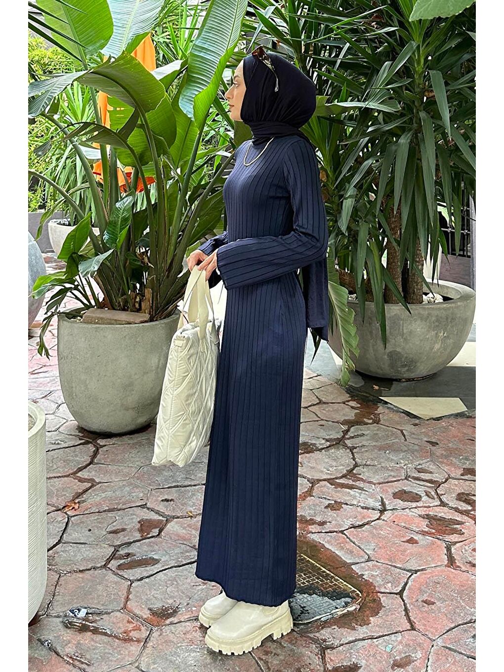 Bisiklet Yaka Fitilli Triko Tesettür Elbise Lacivert-1