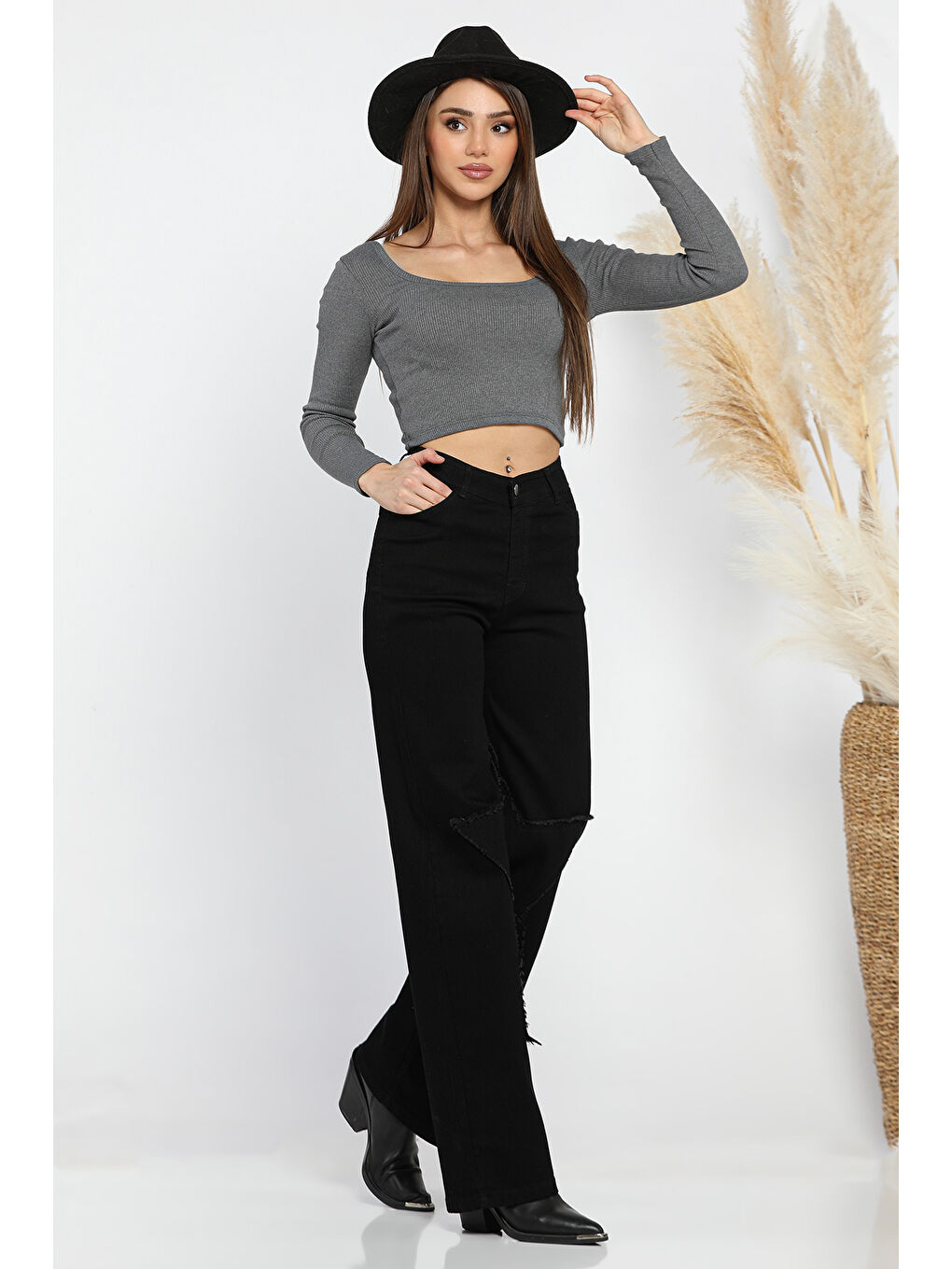 Siyah Kadın Yüksek Bel Püskül Detaylı Bol Paça Jean Pantolon-1