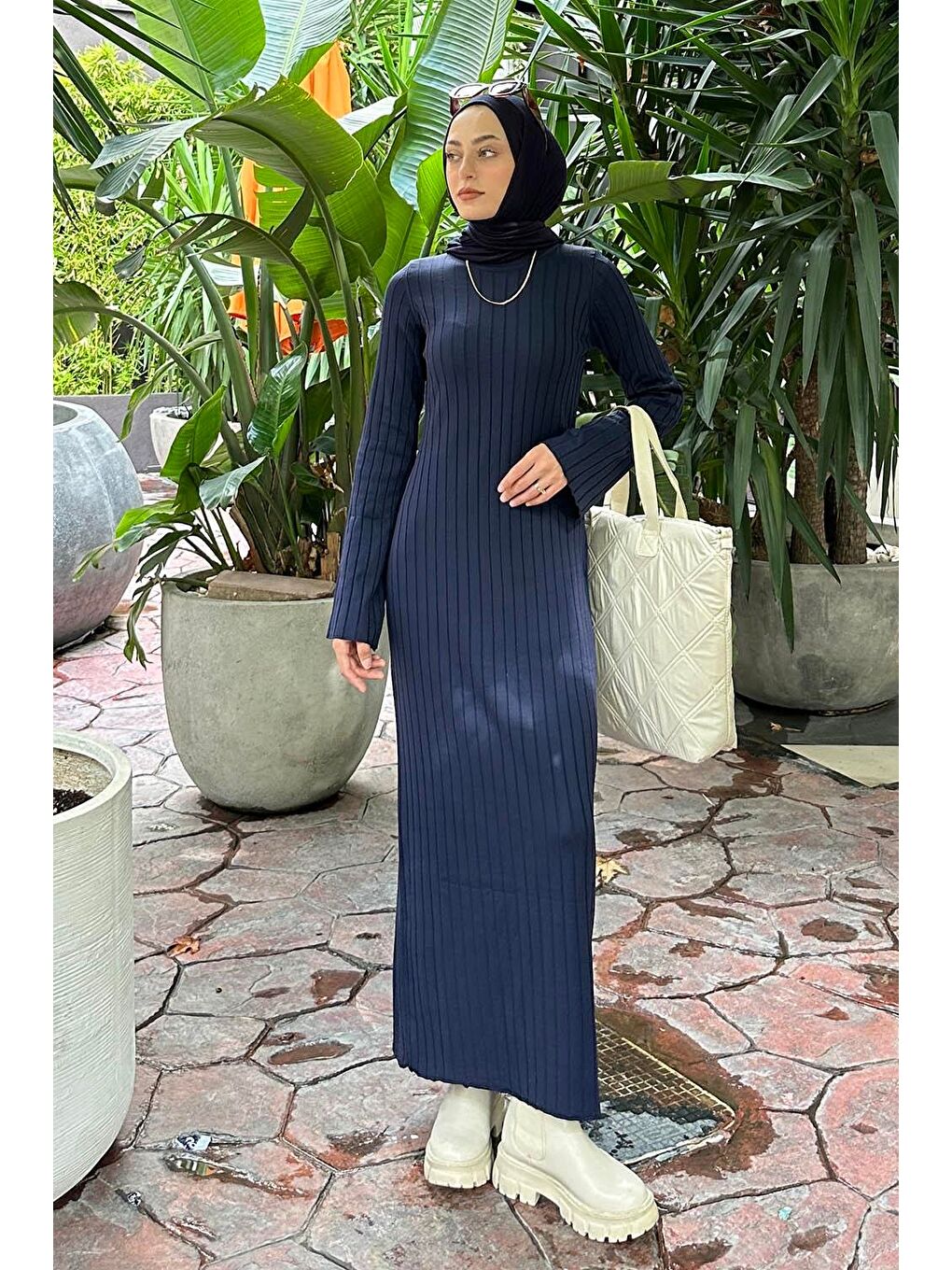 Bisiklet Yaka Fitilli Triko Tesettür Elbise Lacivert-2