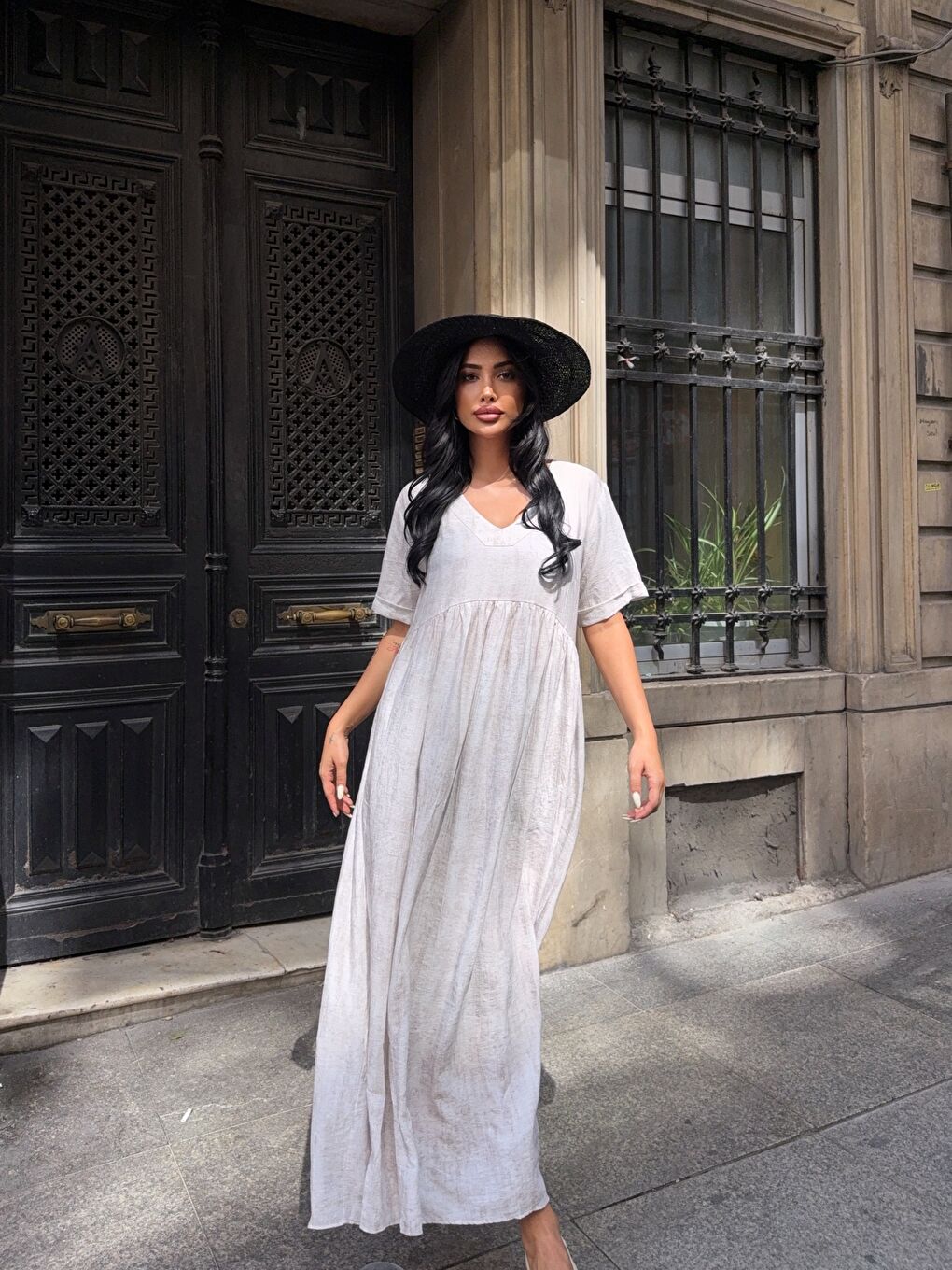 V Yaka Double Kol Siyah Salaş Elbise Ekru-4