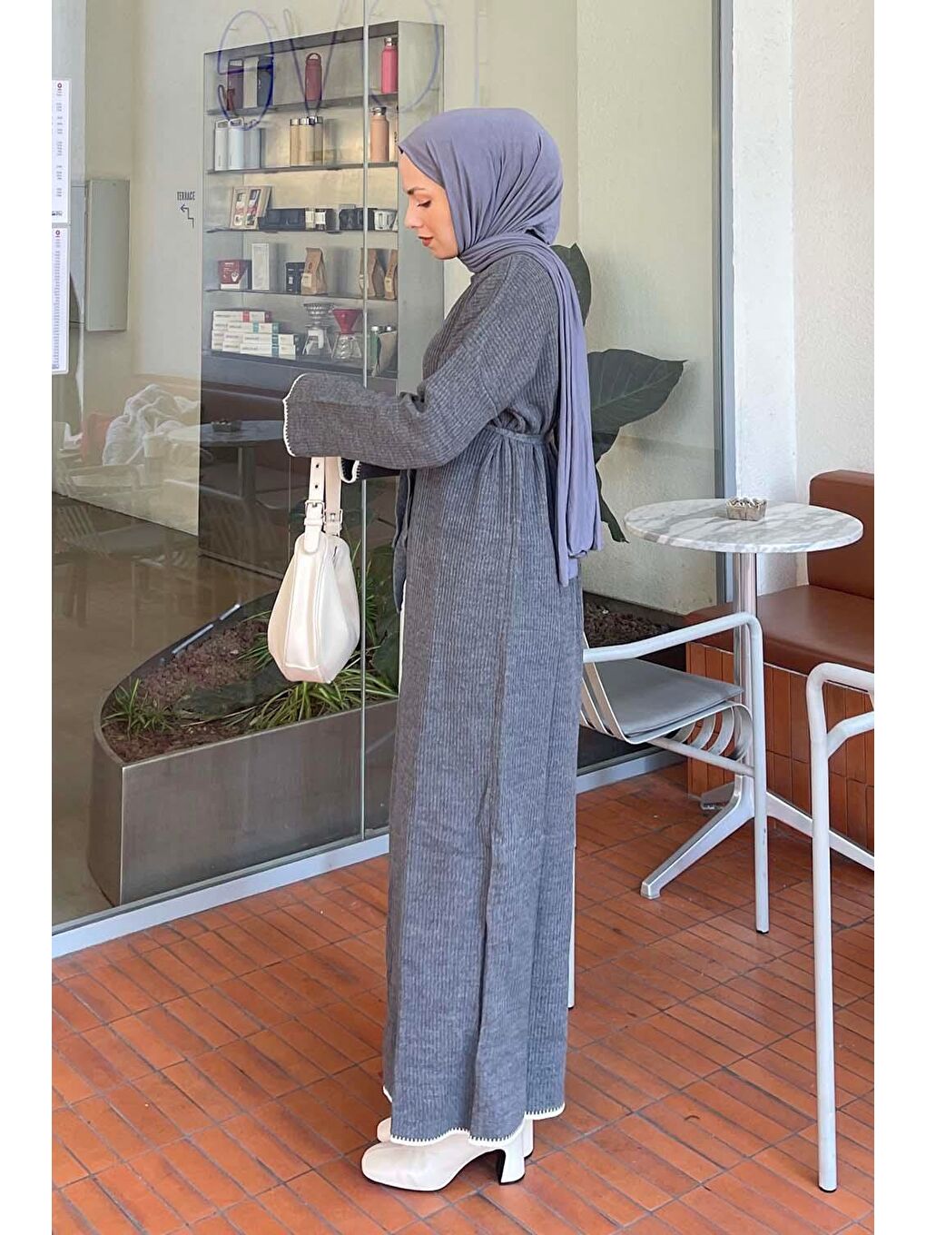 Gri Fitilli Kol Ve Etek Ucu Manşetli Triko Tesettür Elbise Füme-2