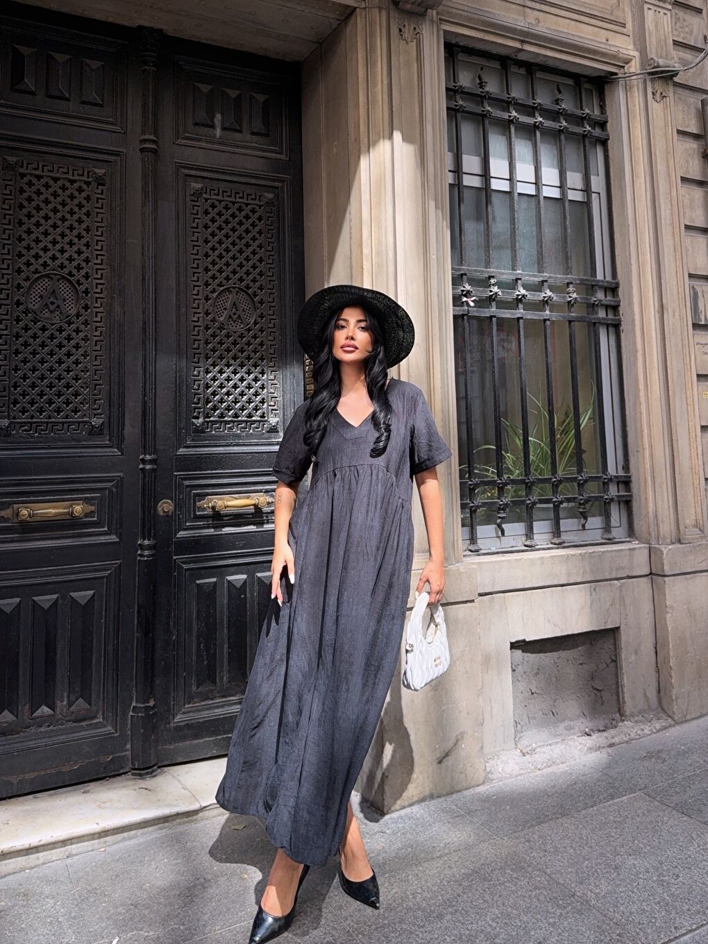 V Yaka Double Kol Siyah Salaş Elbise-4