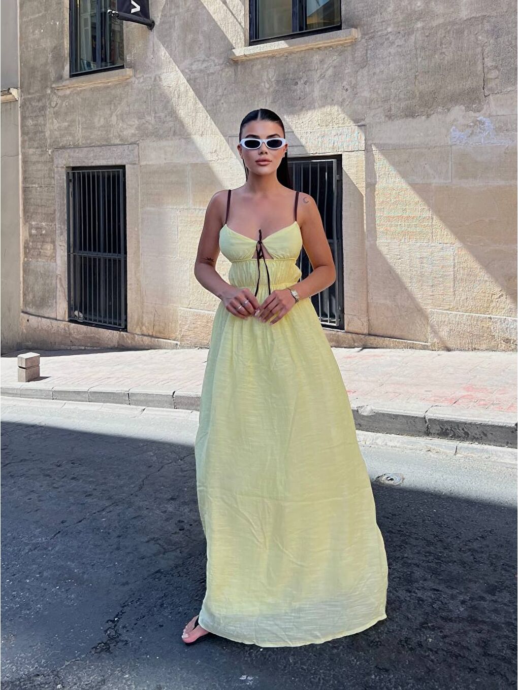 Askılı Göğüs Bağlama Detay Keten Elbise Sarı-3