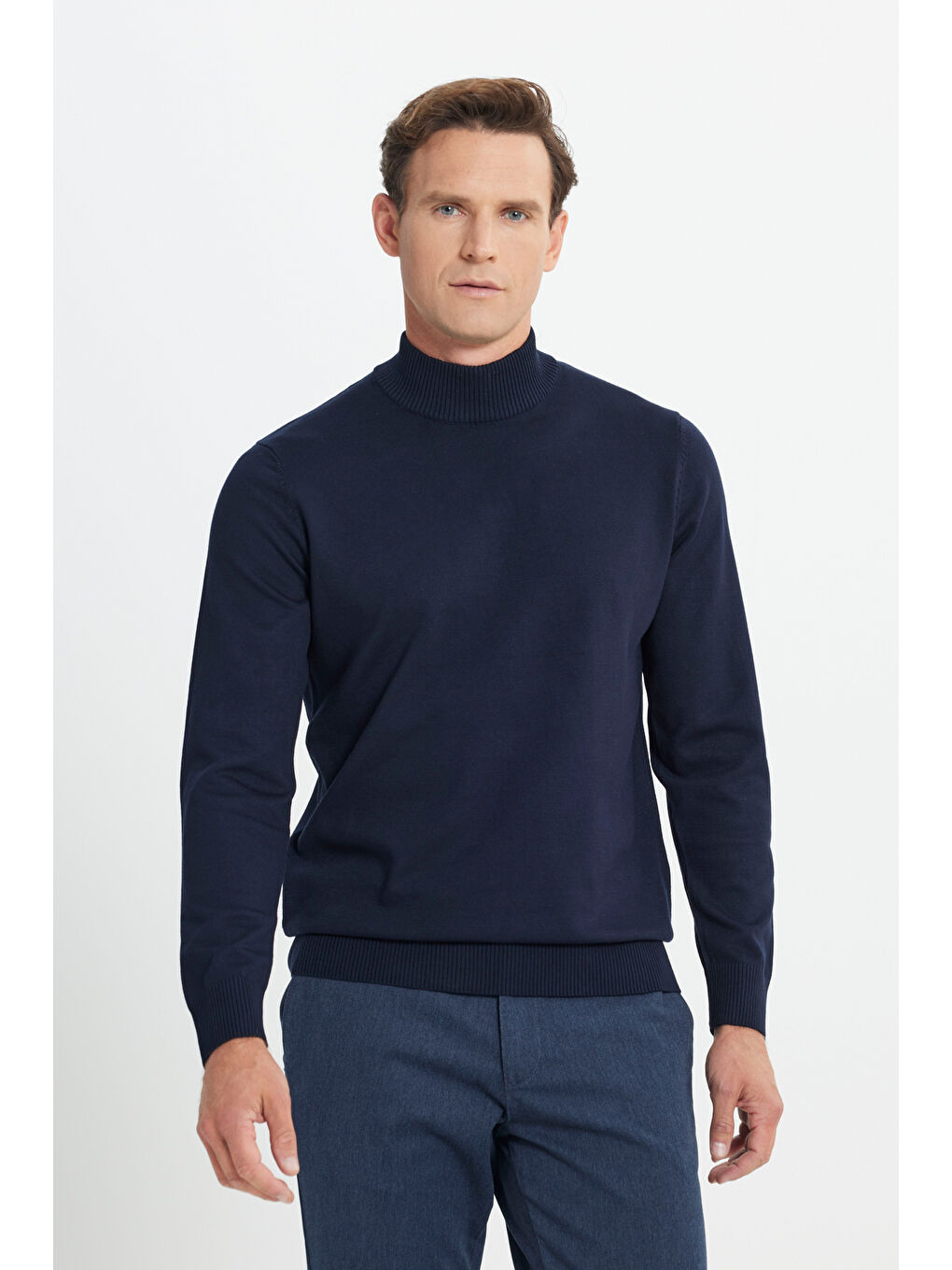 Erkek Lacivert Standart Fit Normal Kesim Yarım Balıkçı Yaka Triko Kazak-2