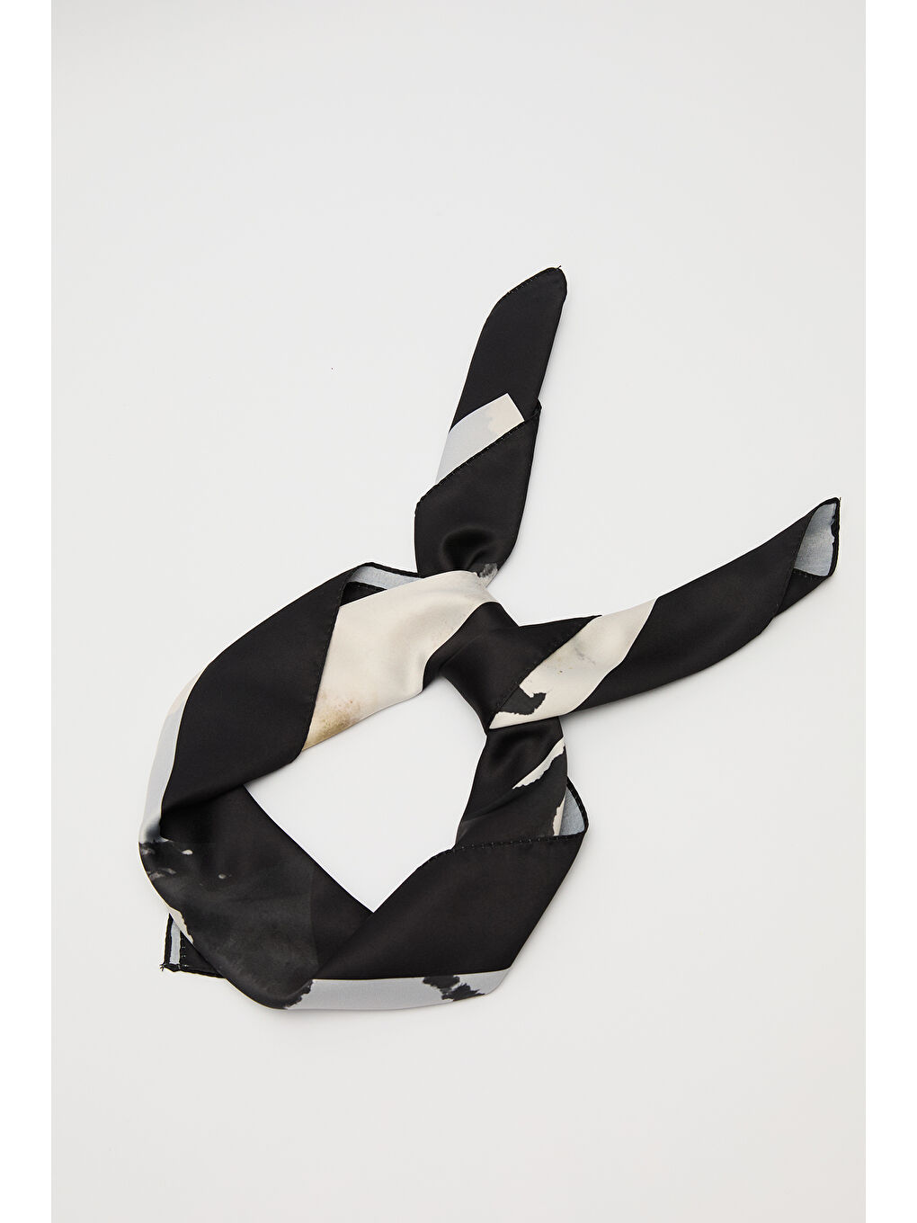 Ekru Desenli Saten Fular Ruby-3