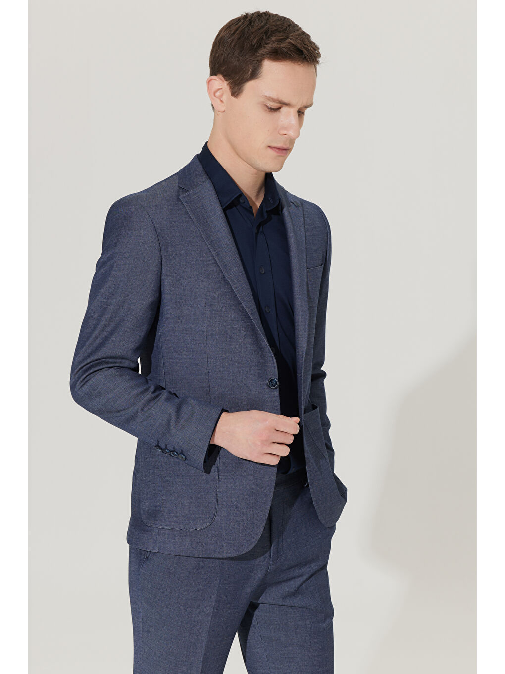 Erkek Lacivert Slim Fit Dar Kesim Mono Yaka Armürlü Takım Elbise-3