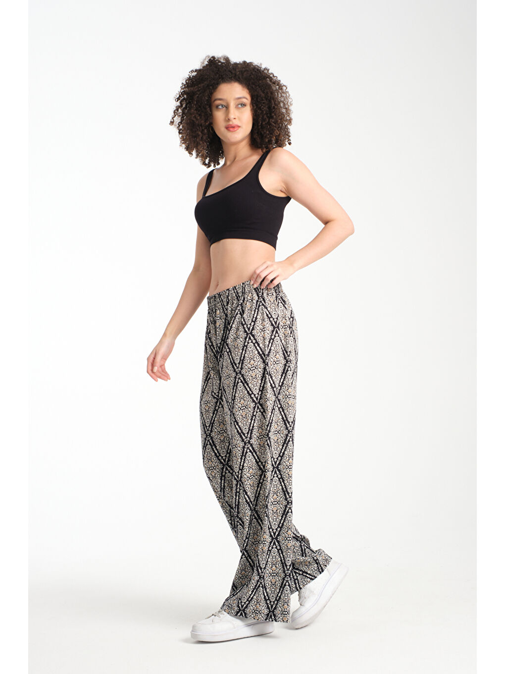 Siyah Kadın Desenli Dökümlü Viskon Pantolon 1064-1