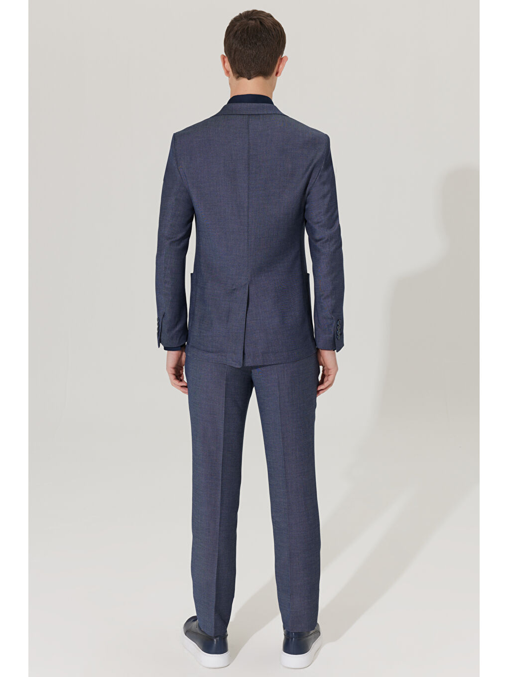 Erkek Lacivert Slim Fit Dar Kesim Mono Yaka Armürlü Takım Elbise-6