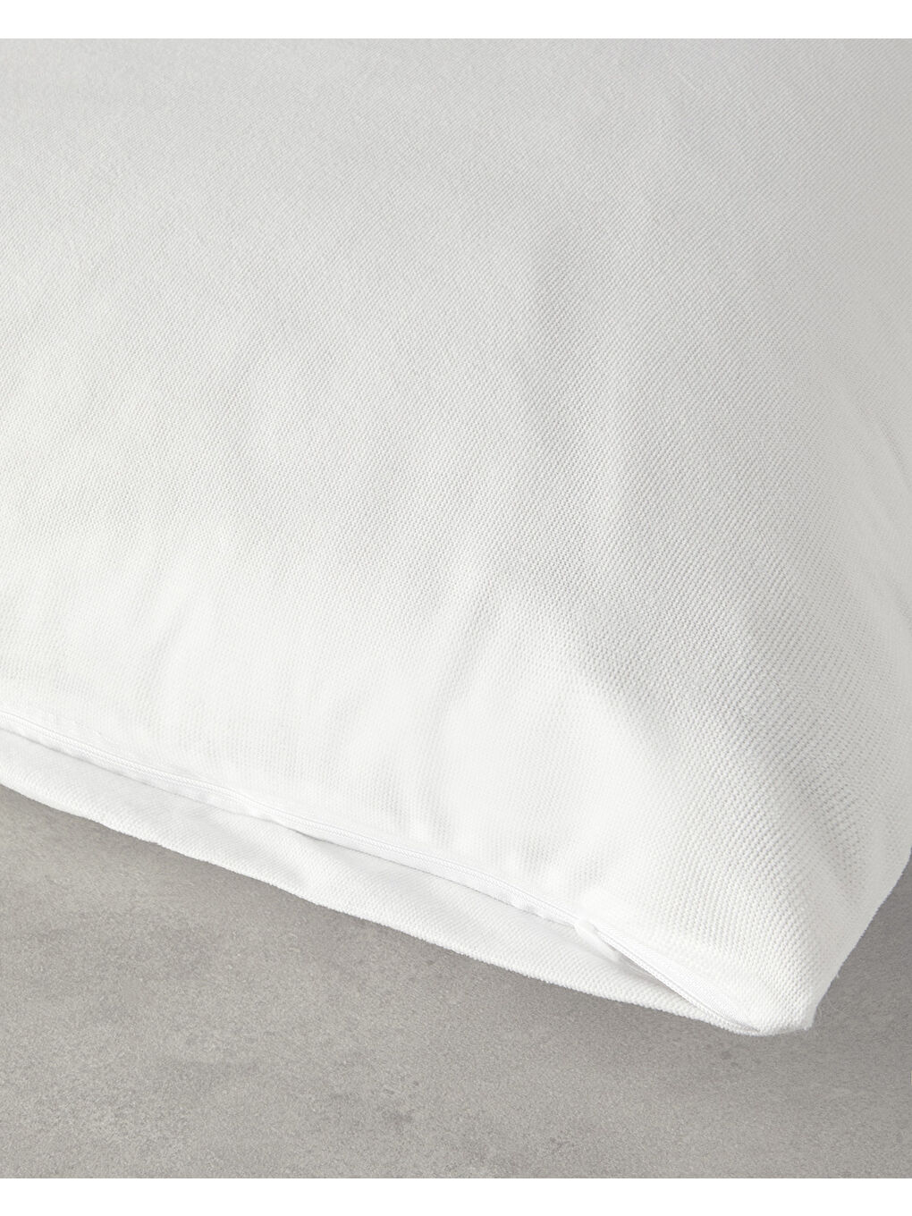 Fresh Touch Sıvı Geçirmez Alez Yastık Kılıfı Beyaz-2