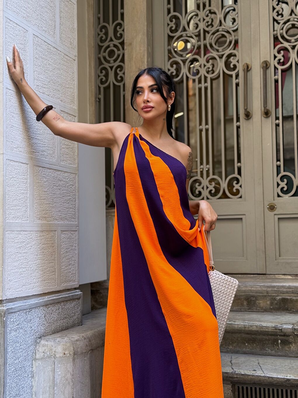 Parça Bloklu Omuz Detay Elbise Siyah Turuncu-2