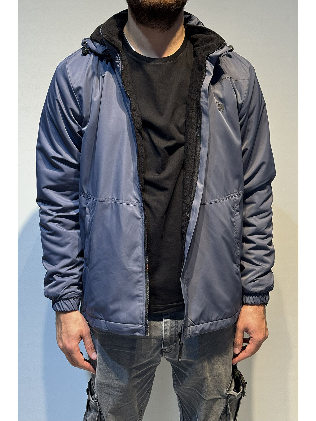 Gri Erkek Kapüşonlu Cep Detaylı İçi Polar Kışlık Mont 2571 Füme-2