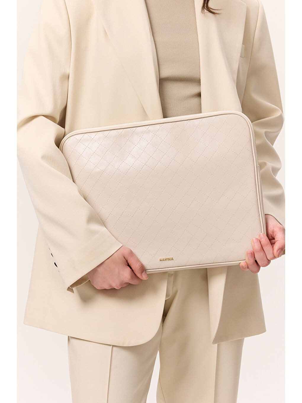 Kapitone Laptop Çantası Bej-4