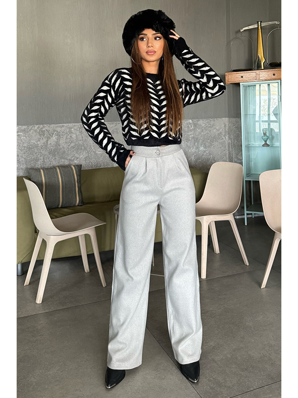 Gri Kadın Kaşe Bol Paça Pantolon-1