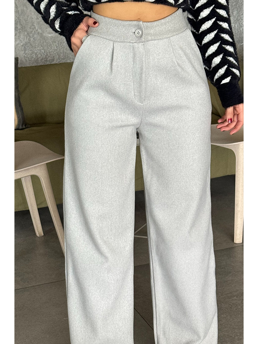 Gri Kadın Kaşe Bol Paça Pantolon-2