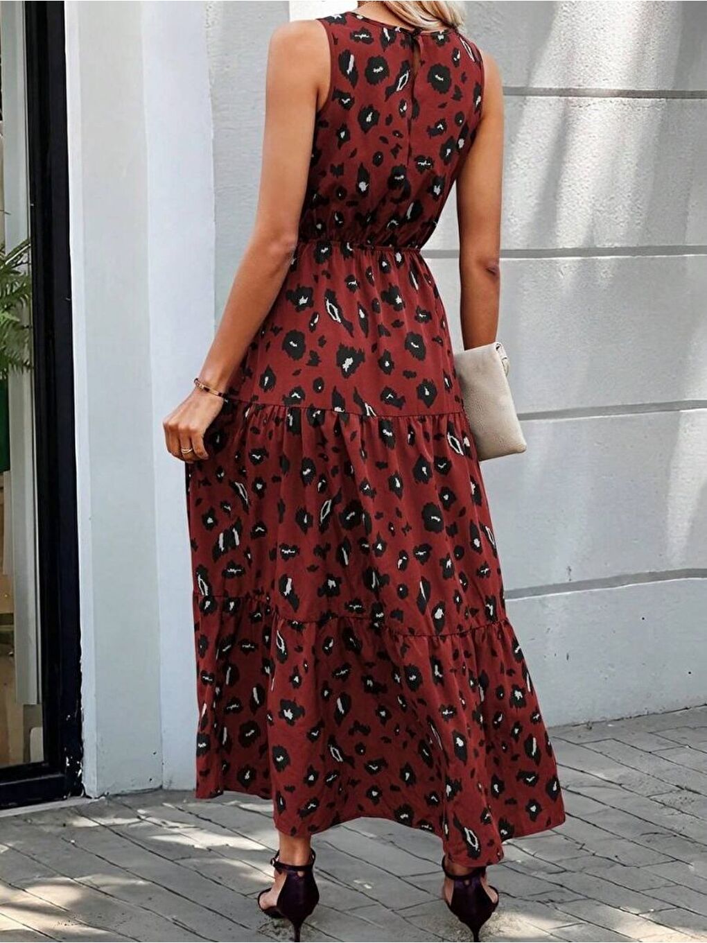 Kırmızı Kadın Kolsuz Bisiklet Yaka Beli Lastikli Desenli Süprem Elbise-4