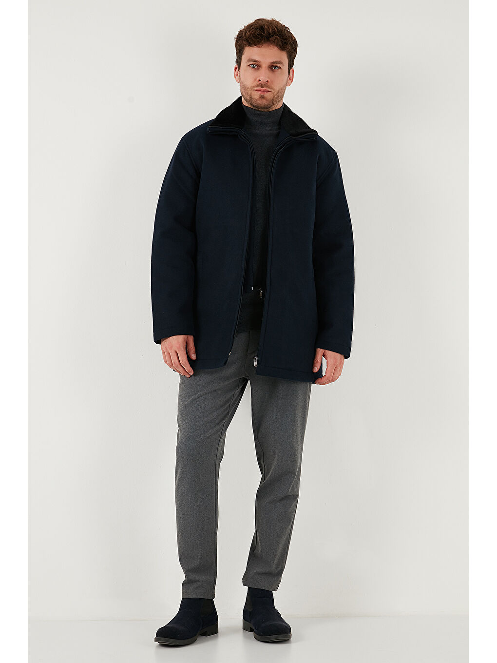 Lacivert Slim Fit Çıkarılabilir Tüylü Yaka Detaylı Astarlı Kaşe Kaban 58400217-1