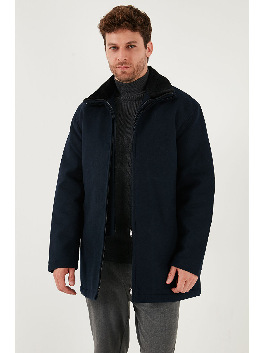 Lacivert Slim Fit Çıkarılabilir Tüylü Yaka Detaylı Astarlı Kaşe Kaban 58400217-2