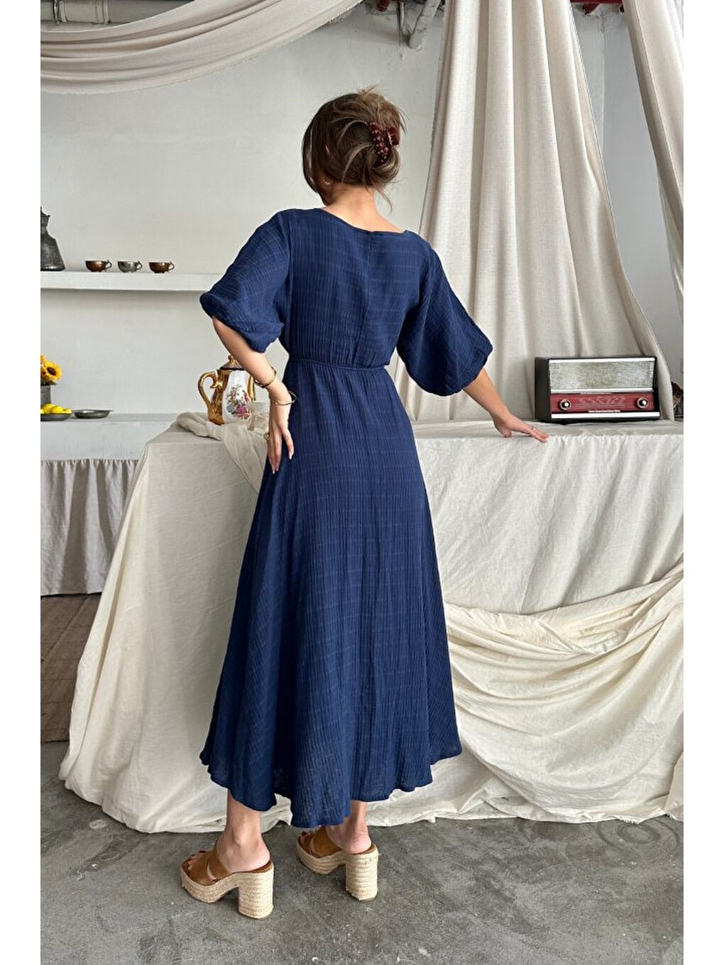 V YAKA BEL BONCUK BAĞLAMALI MÜSLİN ELBİSE YIRTMAÇ DETAYLI - Lacivert-3