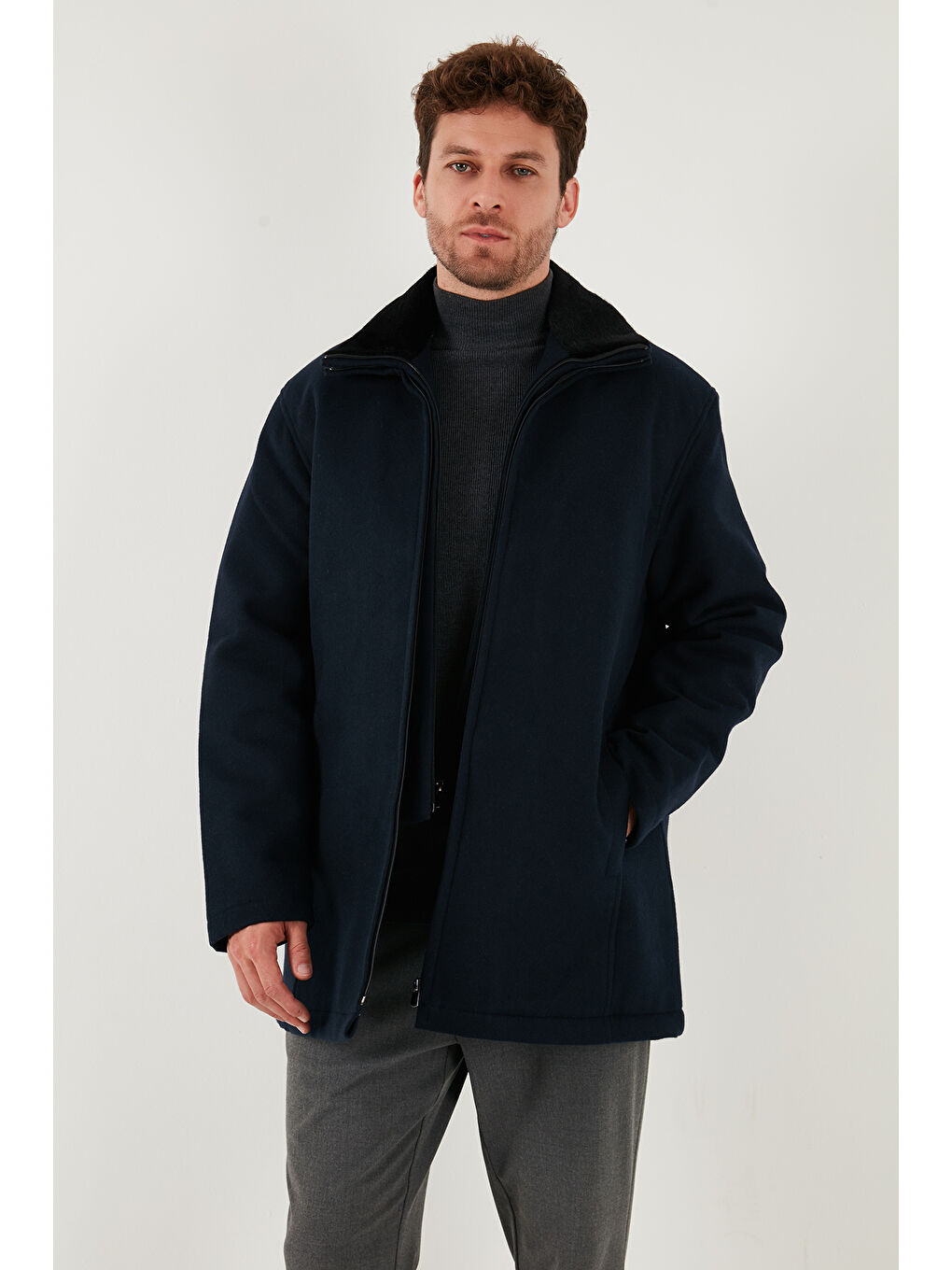 Lacivert Slim Fit Çıkarılabilir Tüylü Yaka Detaylı Astarlı Kaşe Kaban 58400217-3