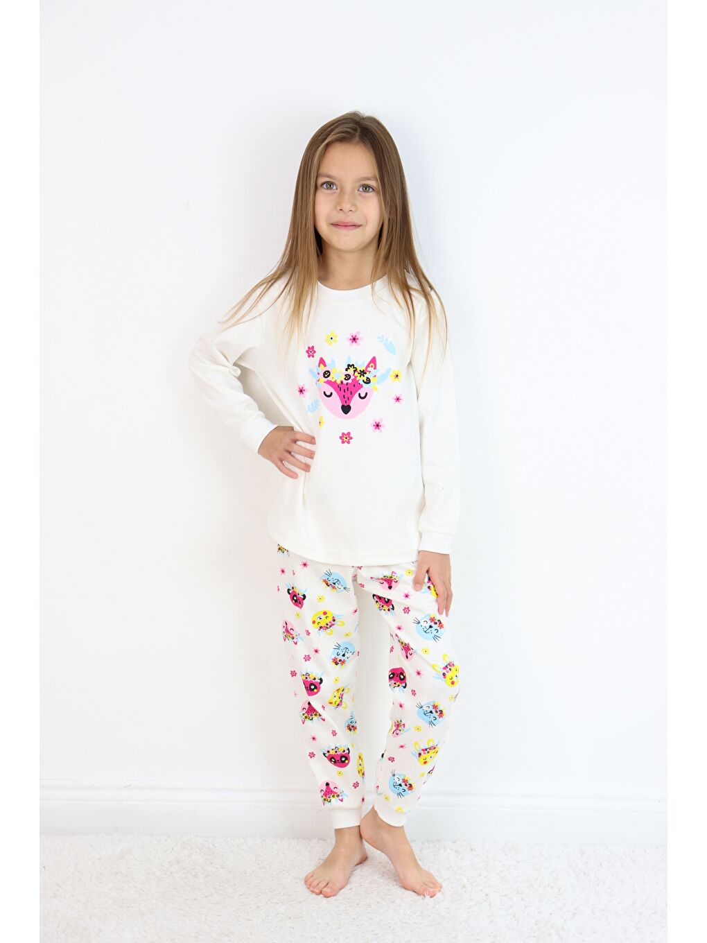 Ekru Kız Çocuk Orta Kalınlıkta Basic Baskılı Pijama Takımı-1