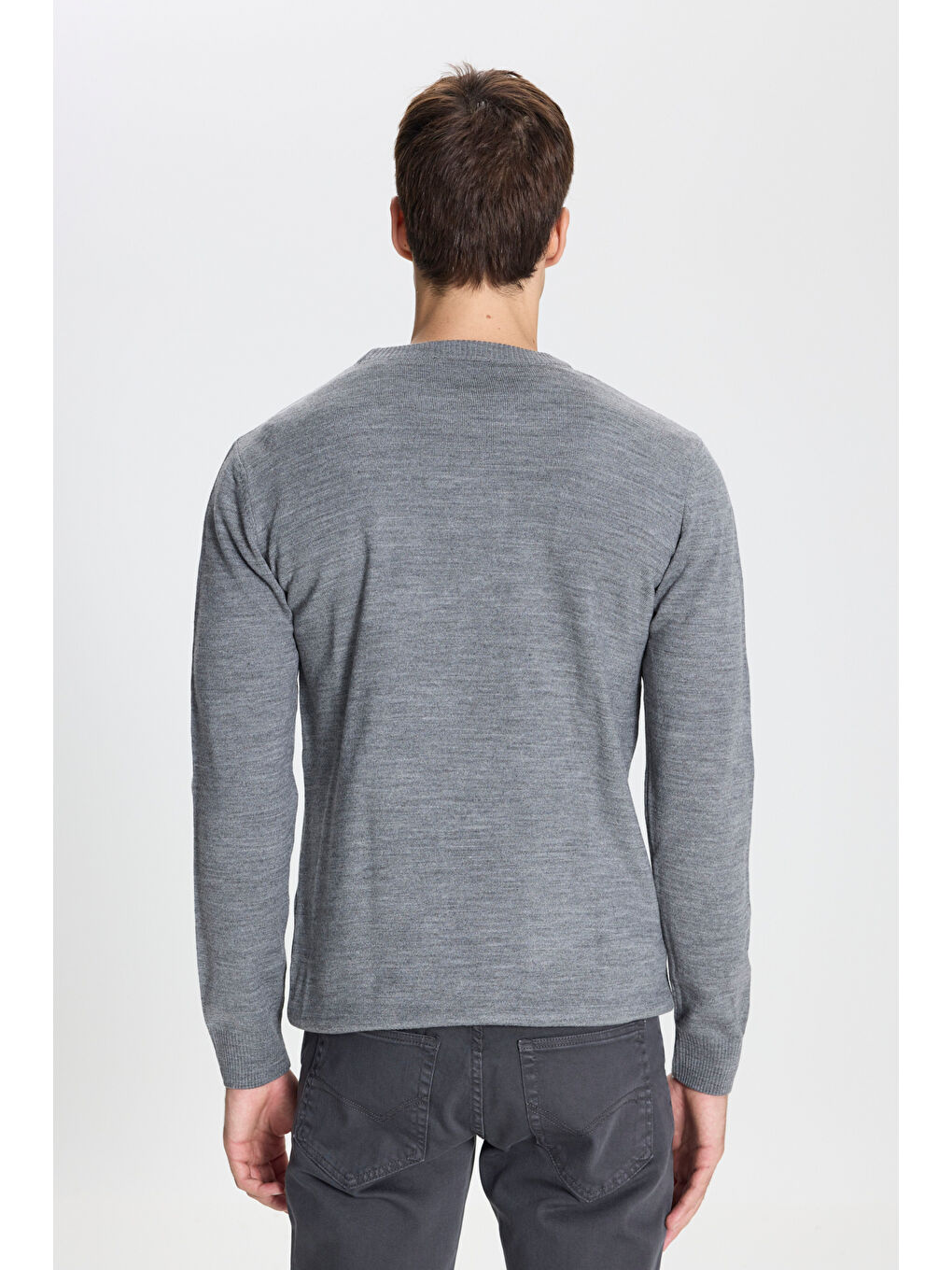 Erkek Gri Tüylenme Yapmayan Kumaşlı Standart Fit Normal Kesim Bisiklet Yaka Nakış Baskılı Triko-4