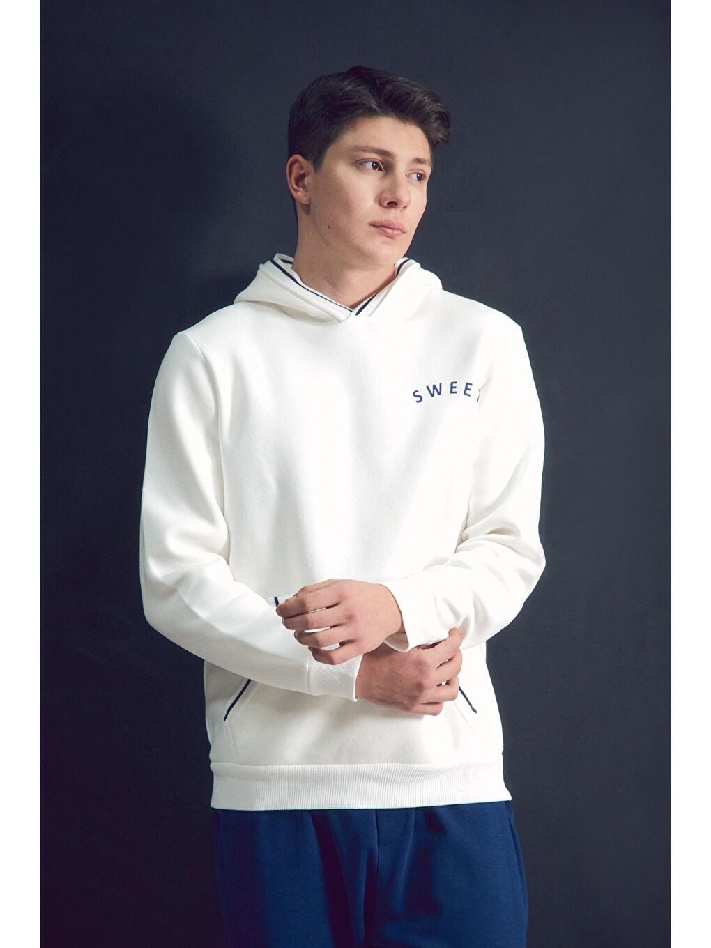 Ekru 3 İplik Sweet Yazı Baskılı Kanguru Cepli Kapüşonlu Erkek Hoodie-1