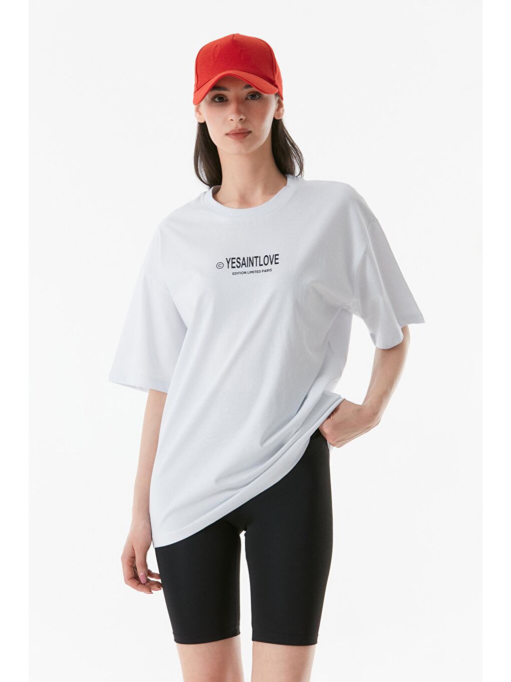Beyaz Önü Ve Arkası Baskılı Oversize Tişört