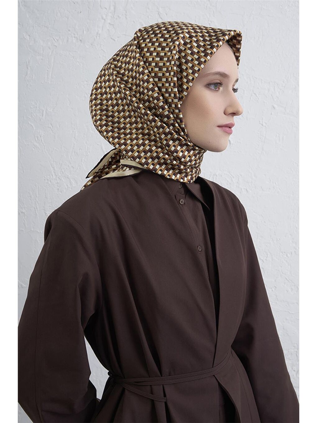 Kahverengi Saf İpek Sura Eşarp 9417D 09-1