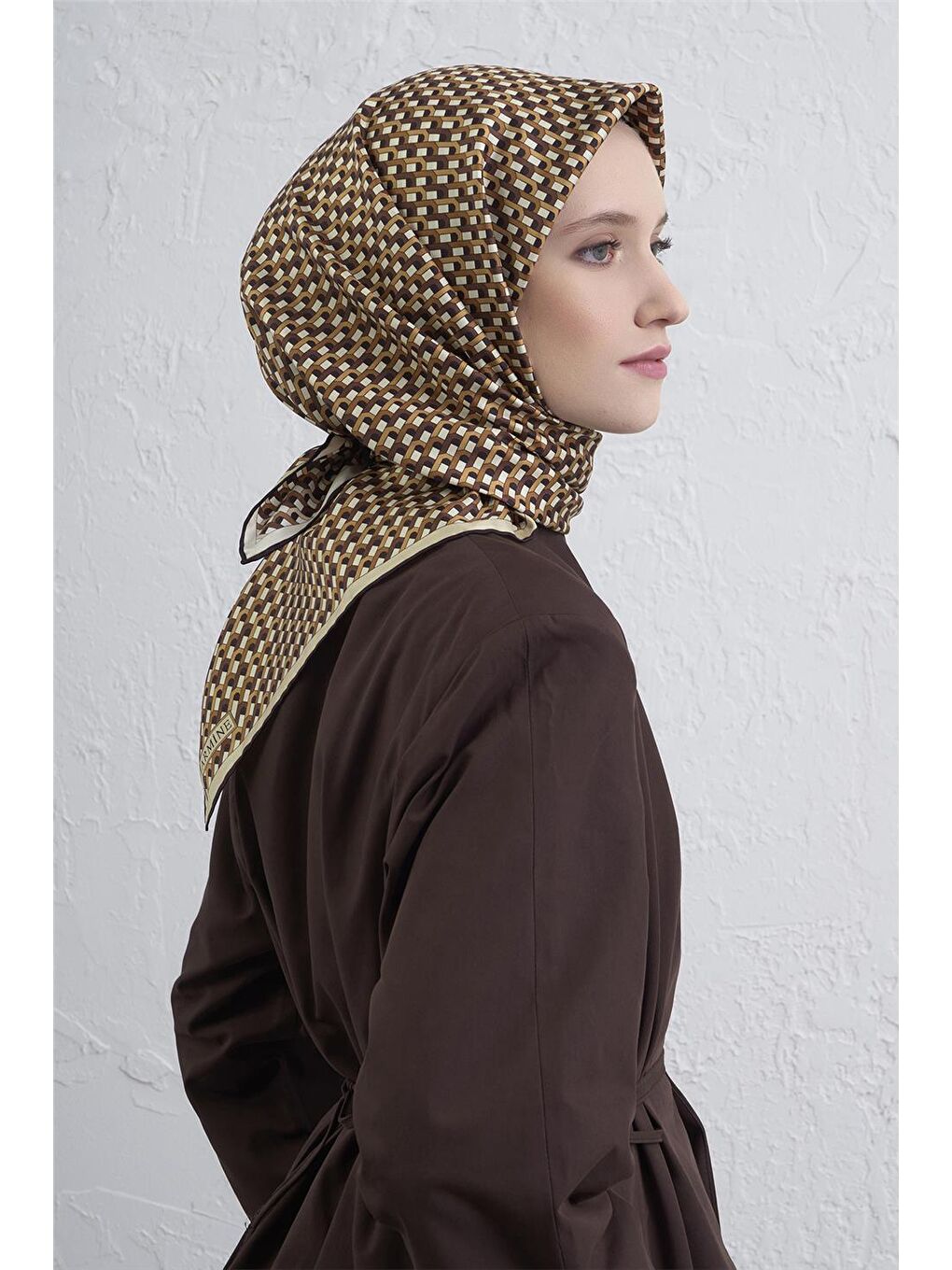 Kahverengi Saf İpek Sura Eşarp 9417D 09-2