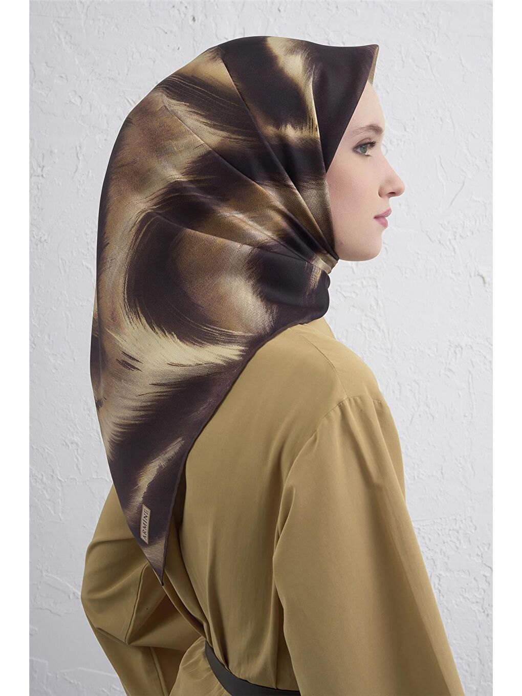 Kahverengi Saf İpek Sura Eşarp 9432D 35-2