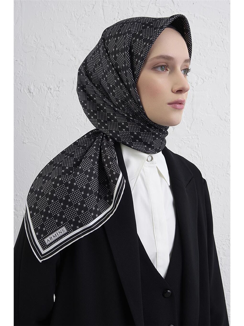 Siyah Saf İpek Sura Eşarp 9440D 20-1