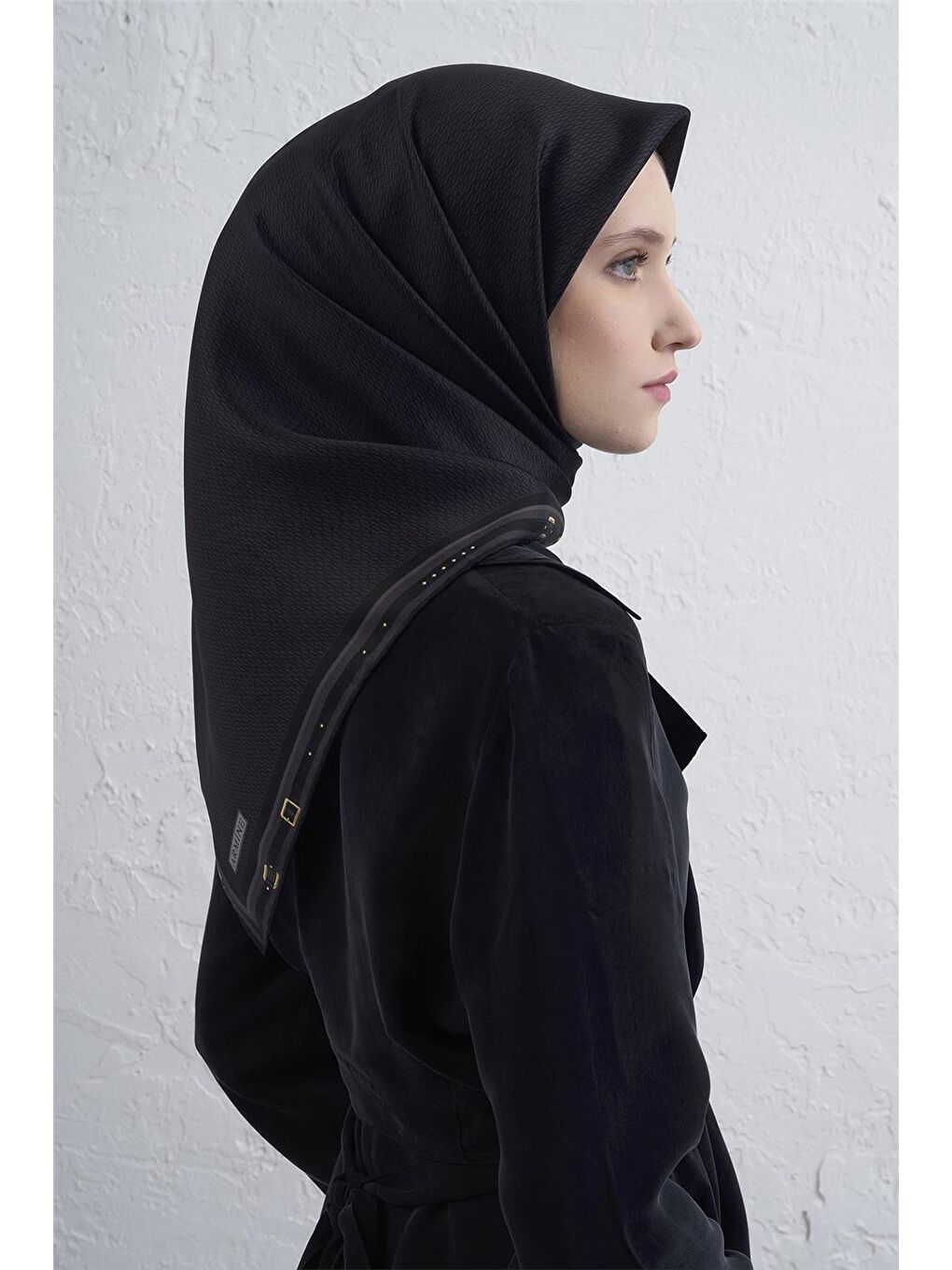 Siyah Saf İpek Sura Eşarp 9401D 52-2