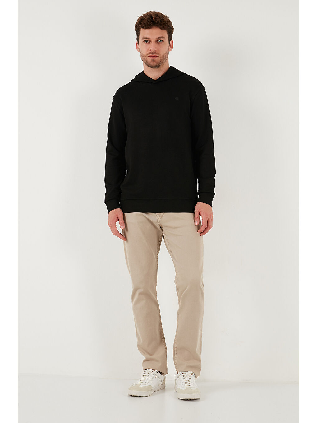 Siyah Relaxed Fit Kapüşonlu Yumuşak Dokulu Sweat 5901063-1