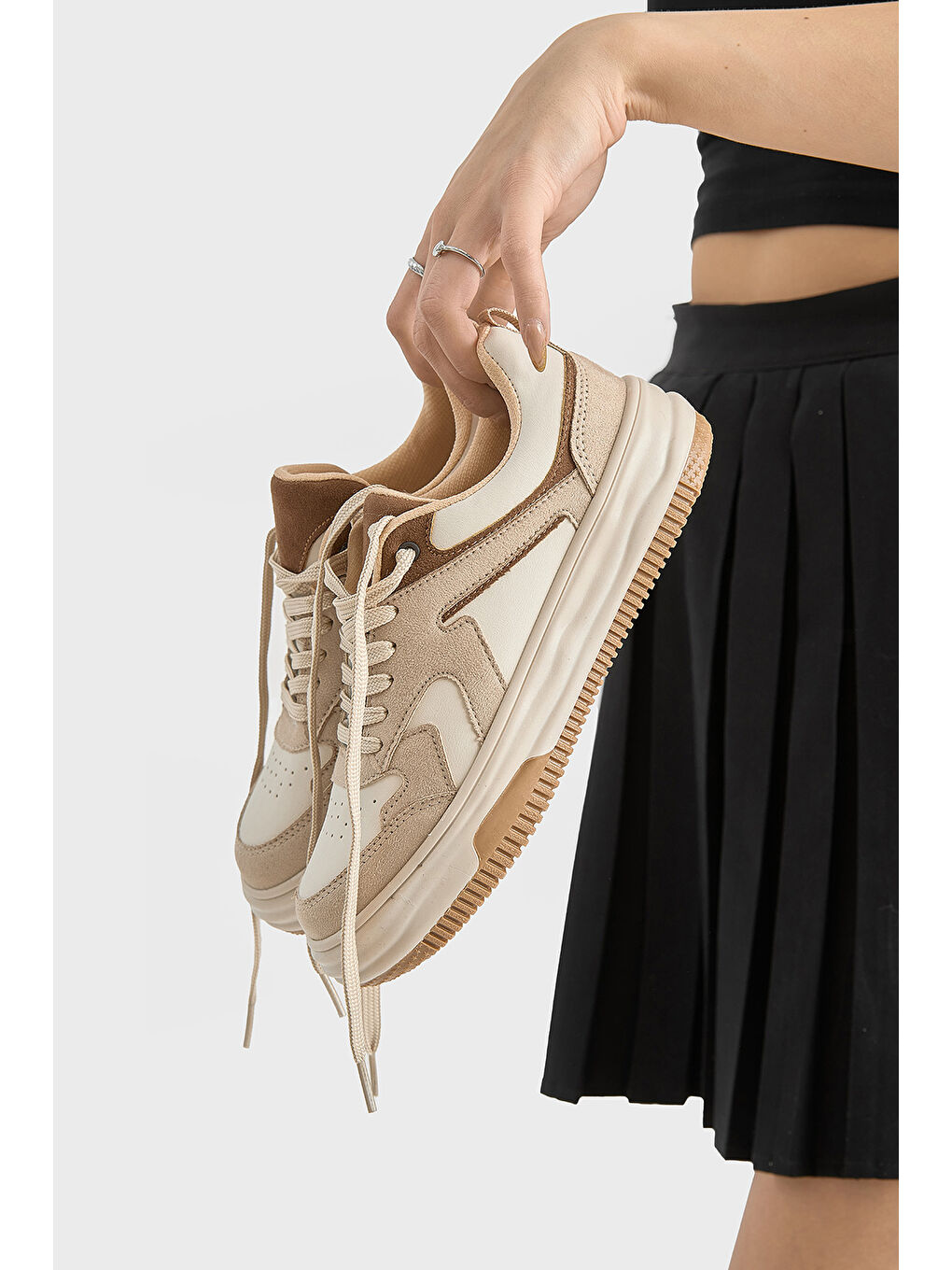 Kadın Bej Toprak Termo Taban Bağcıklı Spor Ayakkabı-1