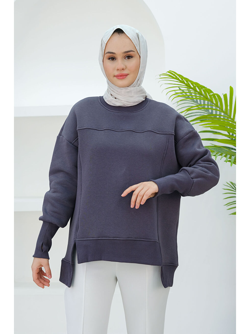 Locco Moda Gri Ön Yırtmaç Ve Parmak Detaylı Sweat Füme - 2