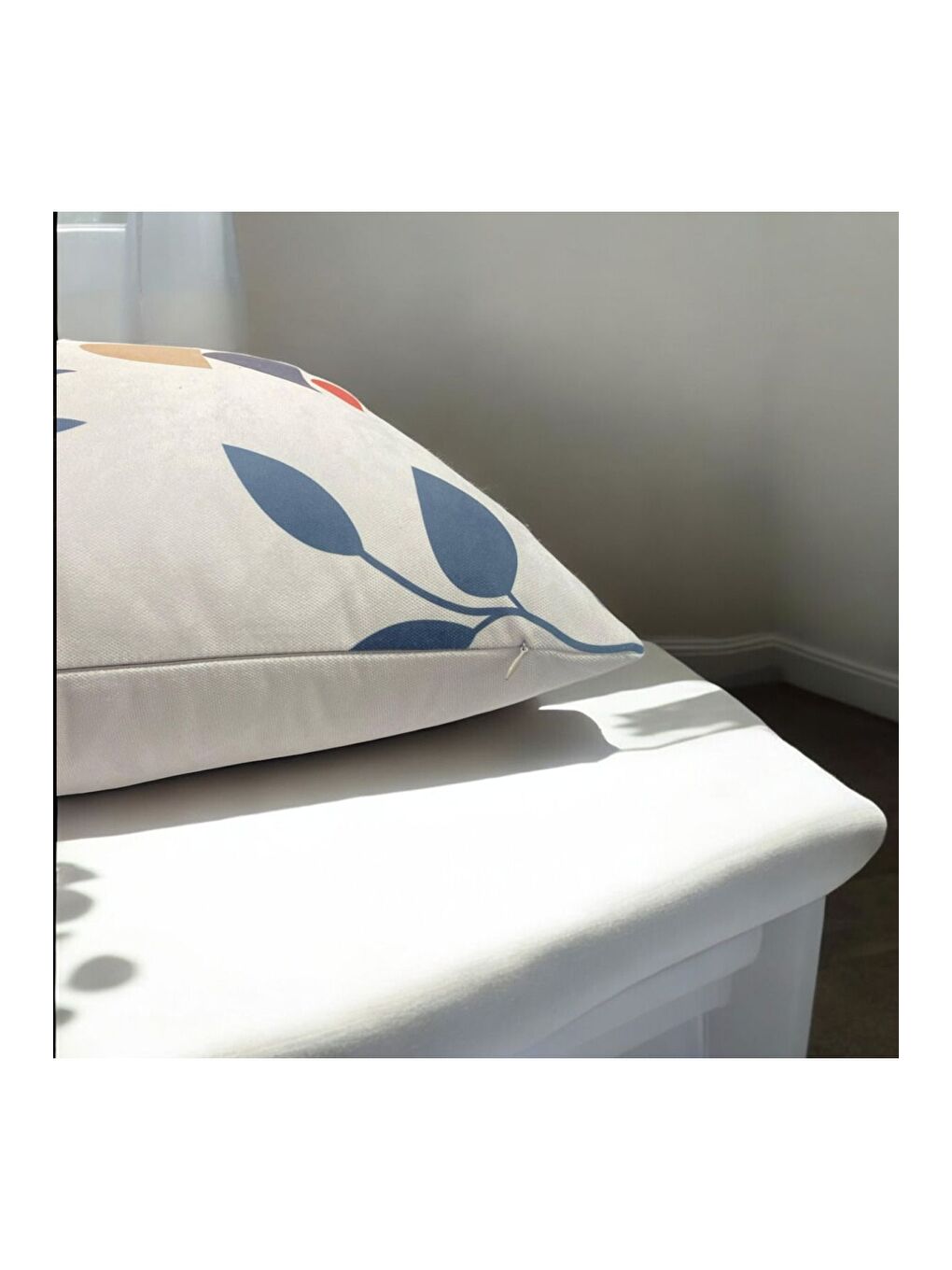 Bohem Boho Soyut Temalı Beyaz Zemin Dekoratif Kırlent Kılıfı 43x43-2