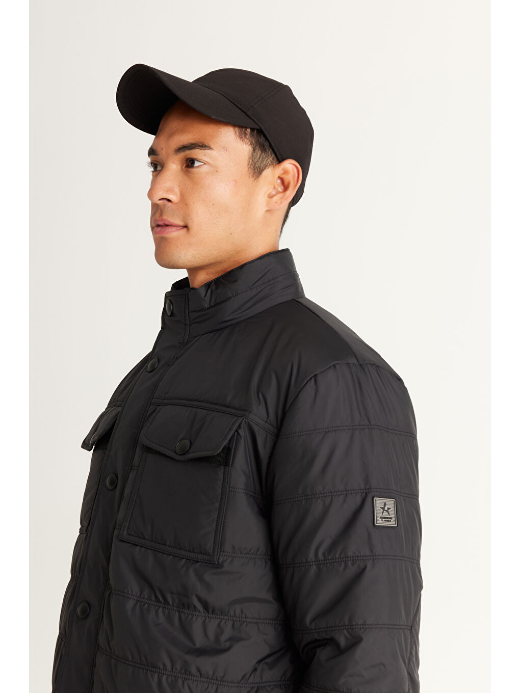 Erkek Siyah Standart Fit Normal Kesim Dik Yaka Mont-3