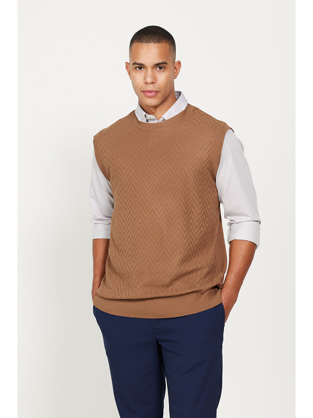 Bej Erkek Vizon Standart Fit Normal Kesim Bisiklet Yaka Süveter-2