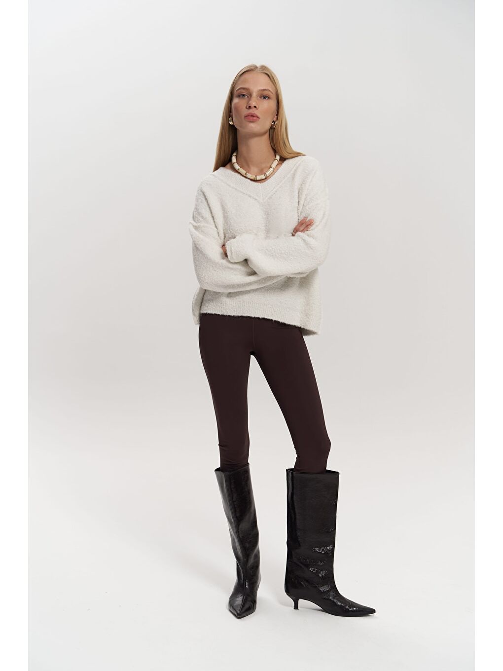 Peoria Boyunluk Detay V Yaka Ekru Triko Kazak-6