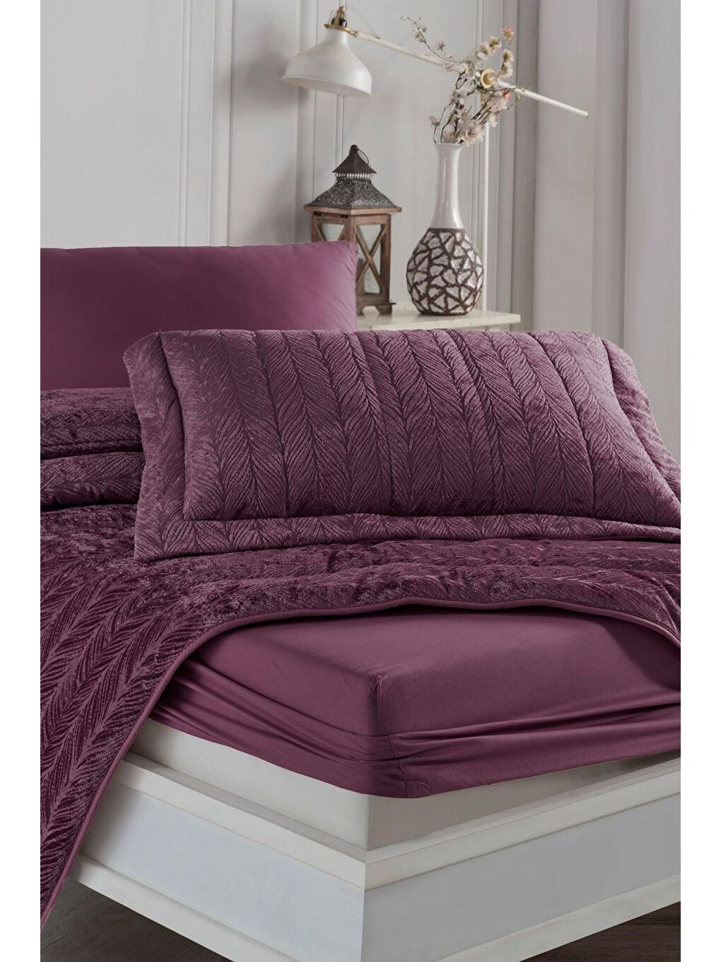 Elart Mürdüm Velvet Kadife Comfort Set Modern Uyku Seti Tek Kişilik Mürdüm 2 Parça - 1