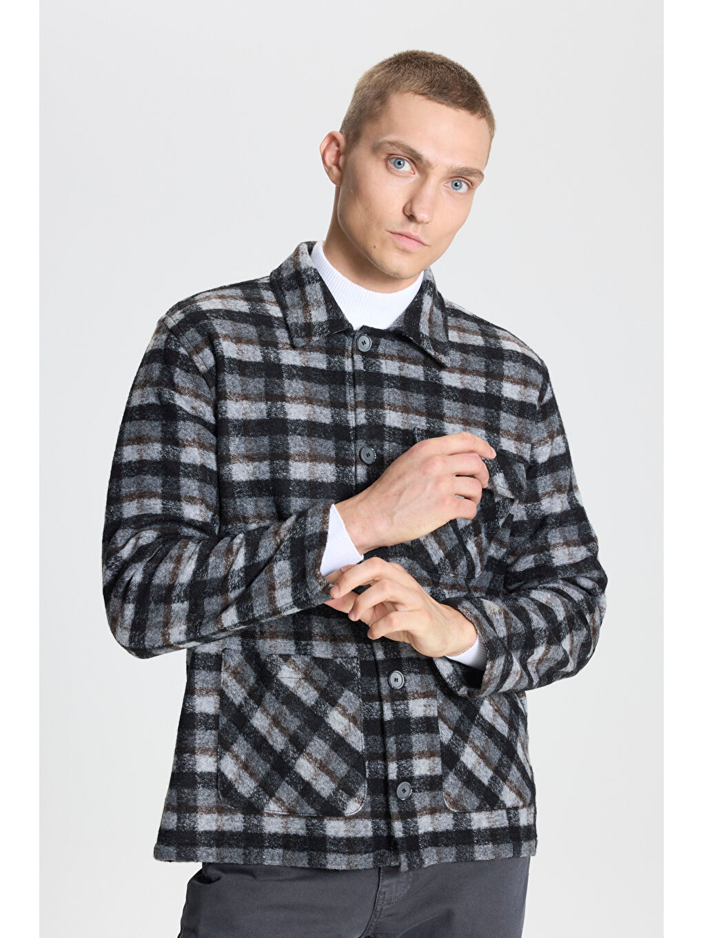 Erkek Siyah Comfort Fit Rahat Kesim Gömlek Yaka Desenli Ceket Gömlek-3