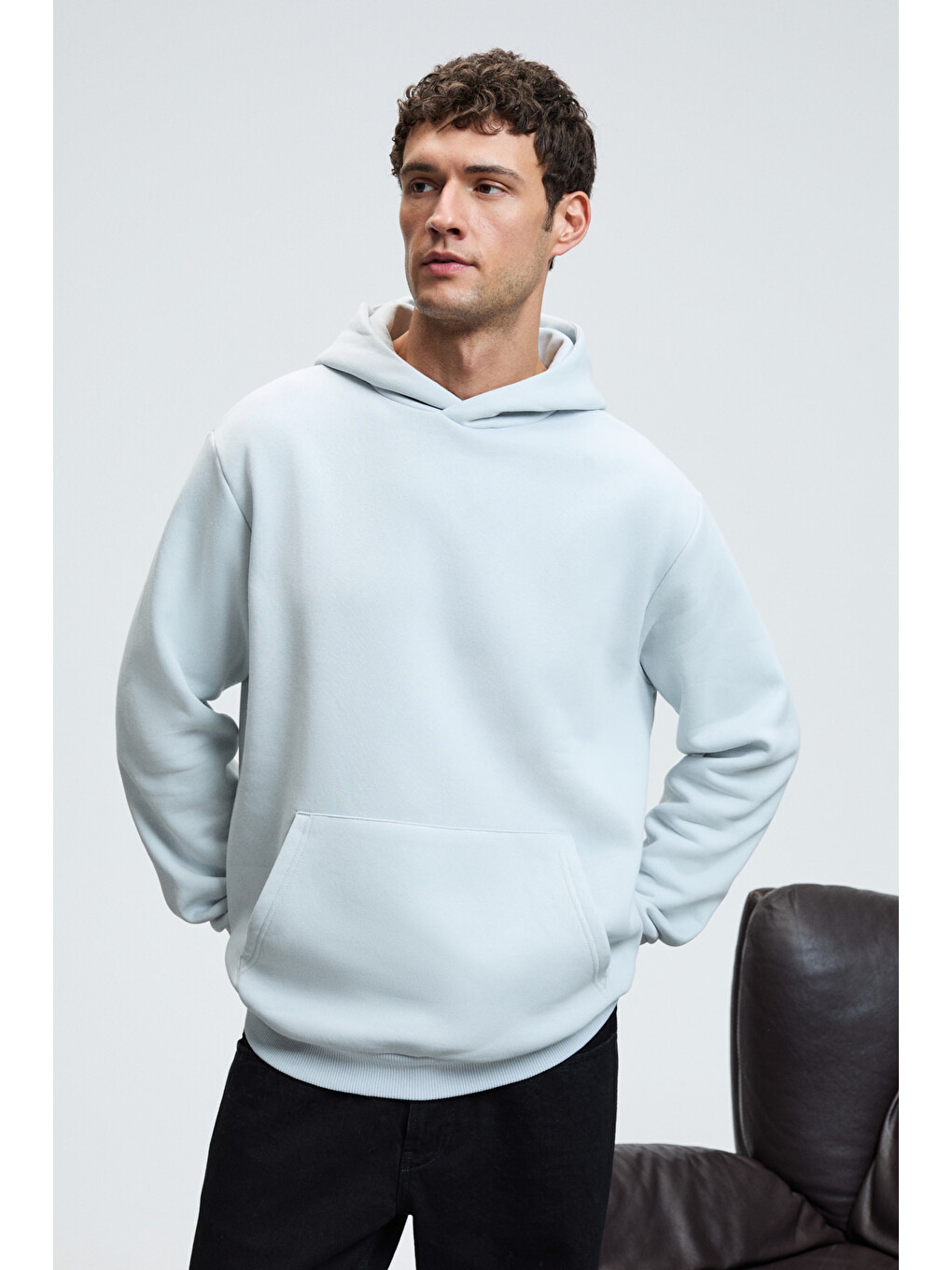 Draco Erkek Organik Kumaşlı İçi Polarlı Yumuşacık Kanguru Cepli Kapüşonlu Gri Sweatshirt