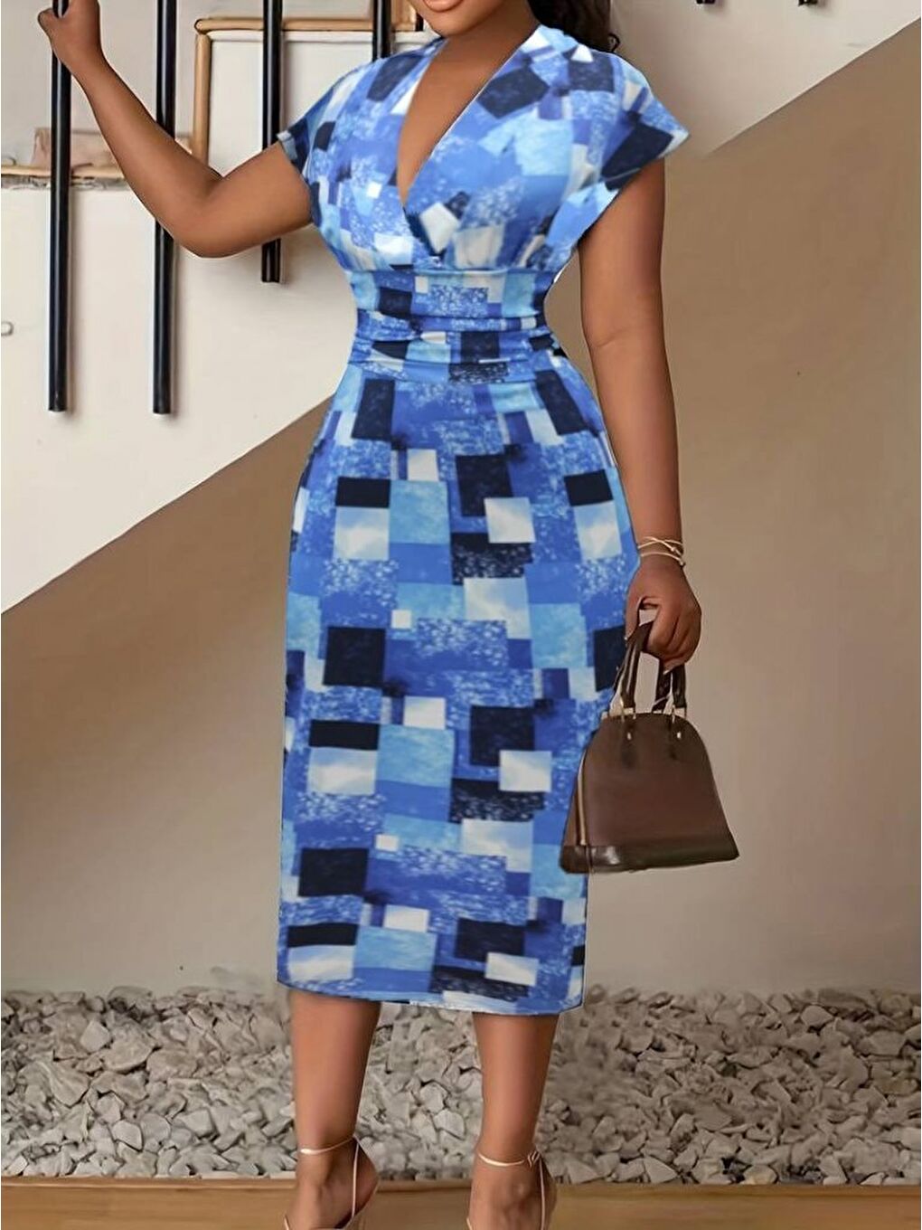 Mavi Kadın Kısa Kollu Derin V Yaka Dalgıç Midi Elbise