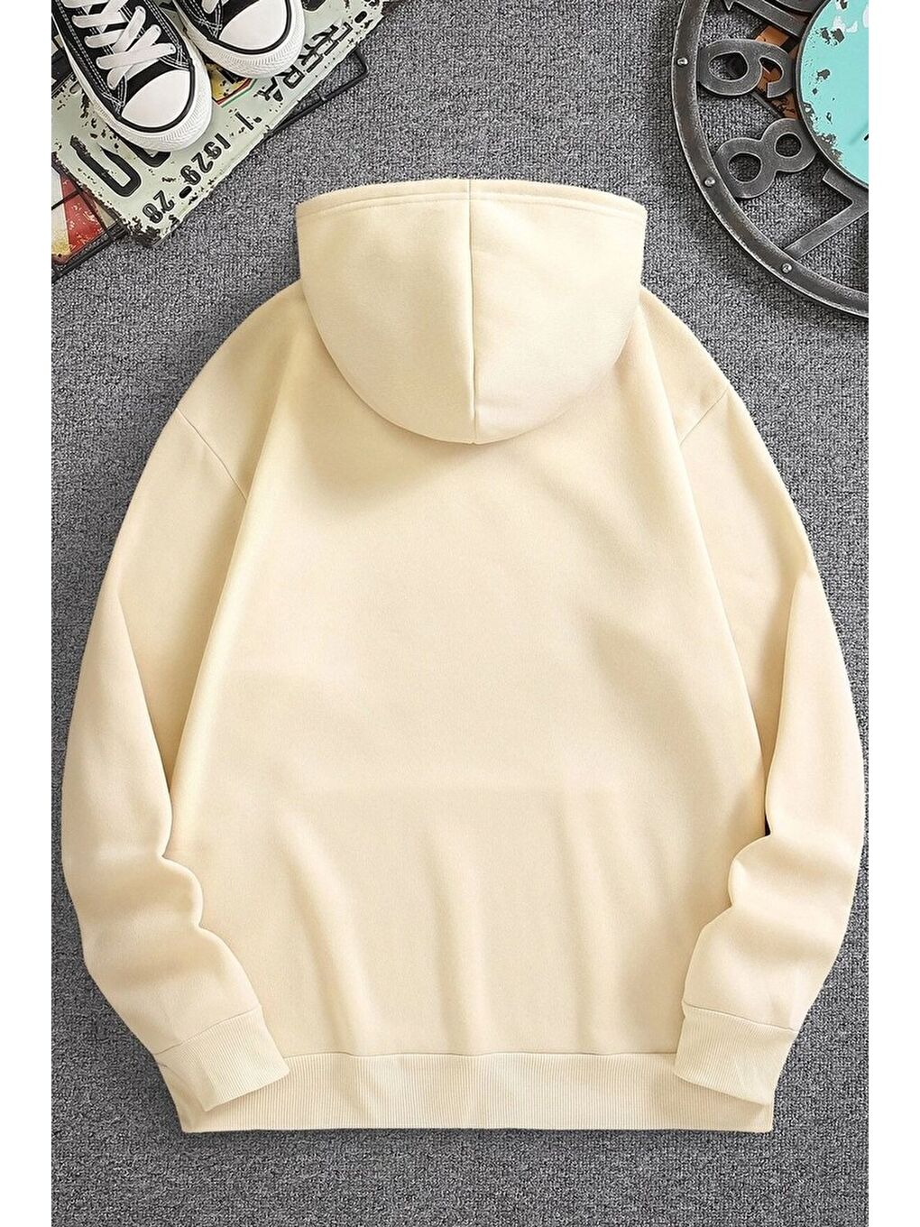 Bej Unisex Shinobi Kedi Baskılı Sweatshirt-1