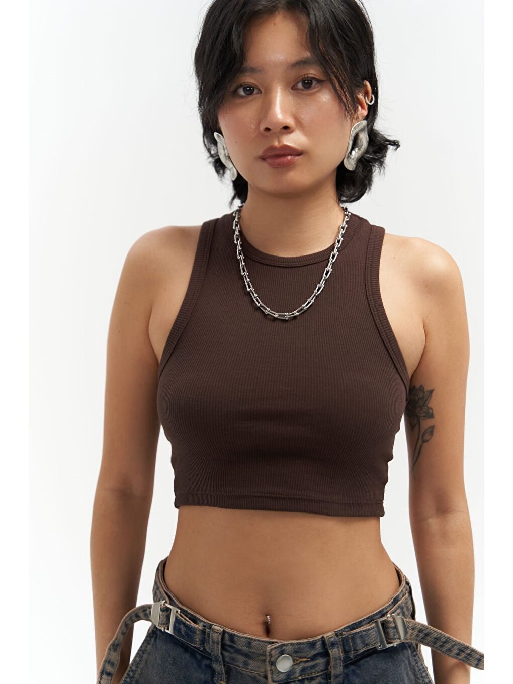 Kahverengi Fleur Fitilli Halter Yaka Kahve Crop