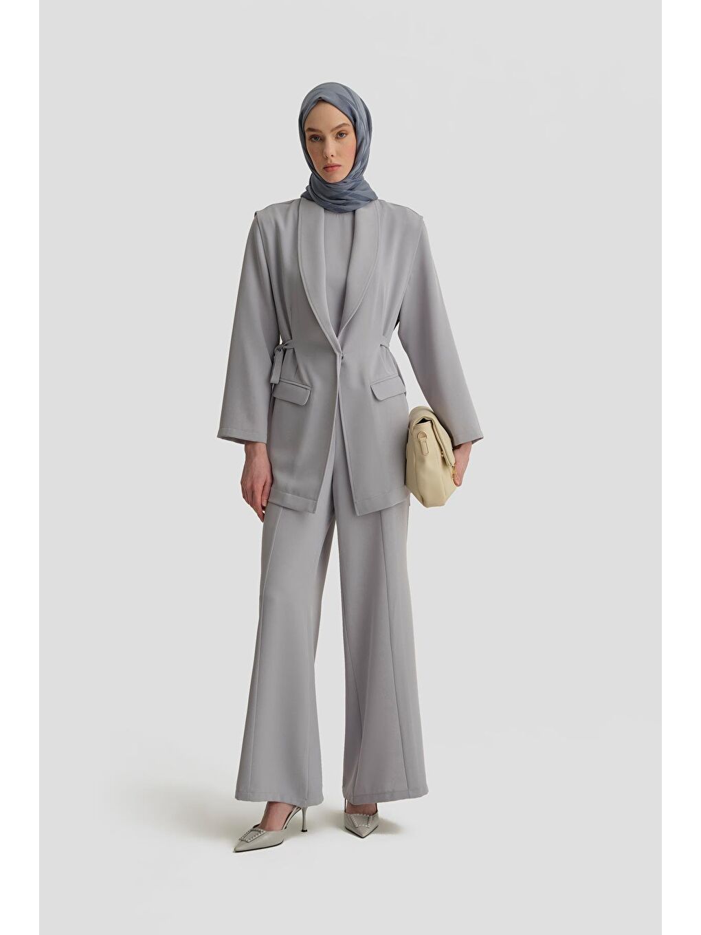 Yelekli Üçlü Takım 25Y6000 Gri